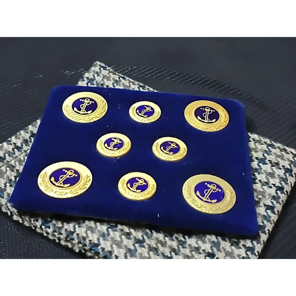 Vintage US Navy Uniform Button Set 4 Large 4 Small Cotter Pins Case Gilt Eagle